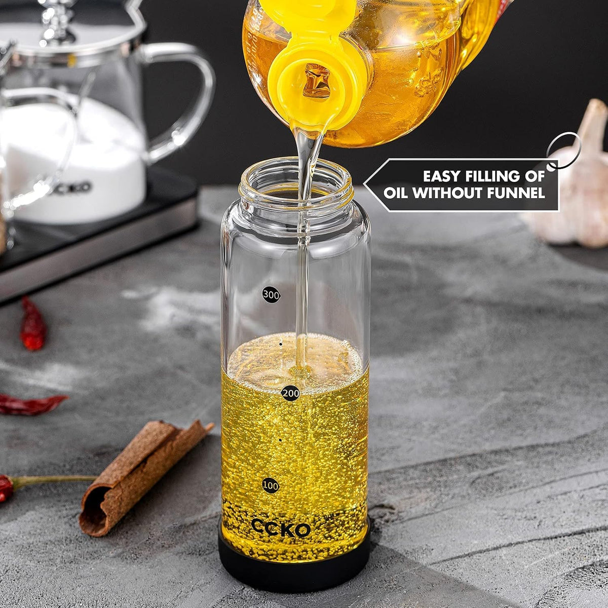 CCKO Glass Olive Oil Dispenser Bottle Shatterproof and Leakproof Oil Dispenser with Stainless Steel Spouts High Temperature Resistant 17oz Cooking Oil and Vinegar Cruet Dispenser Bottle